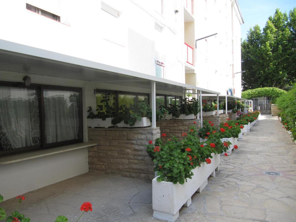 Apartamentos Córcega Palmyra Salou Exterior foto